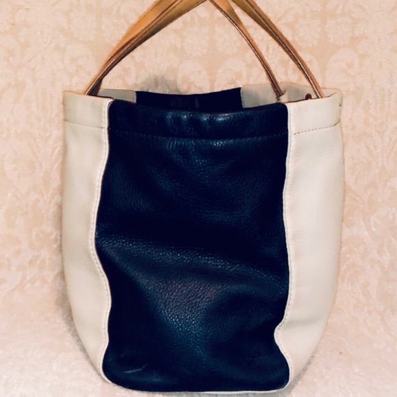 Marc Jacobs Leather Cream/Navy Tote - Picture 3 of 5